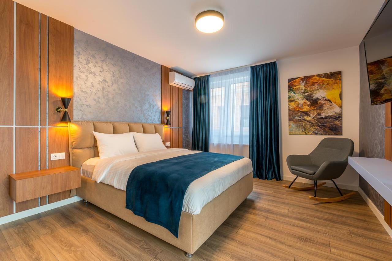 Sarmihouse Aparthotel